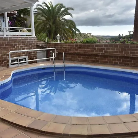 La Tosca Private Heated Pool Villa